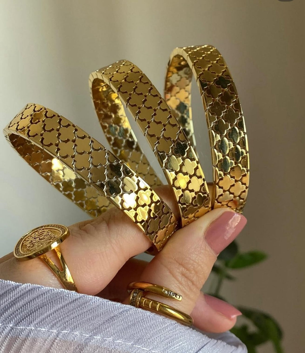 Clover Bangle – Stainless Steel | Waterproof | Tarnish Free